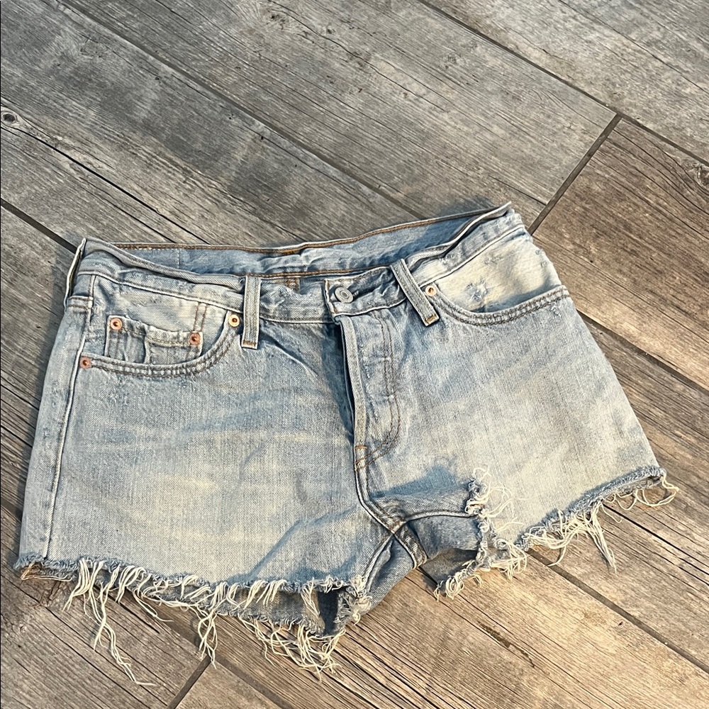 Levi Strauss 501 Button Fly Denim Shorts - Picture 1 of 2